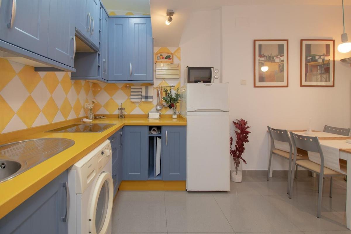 C52 - Seaside 2 Bedrooms By The Center Málaga Eksteriør billede