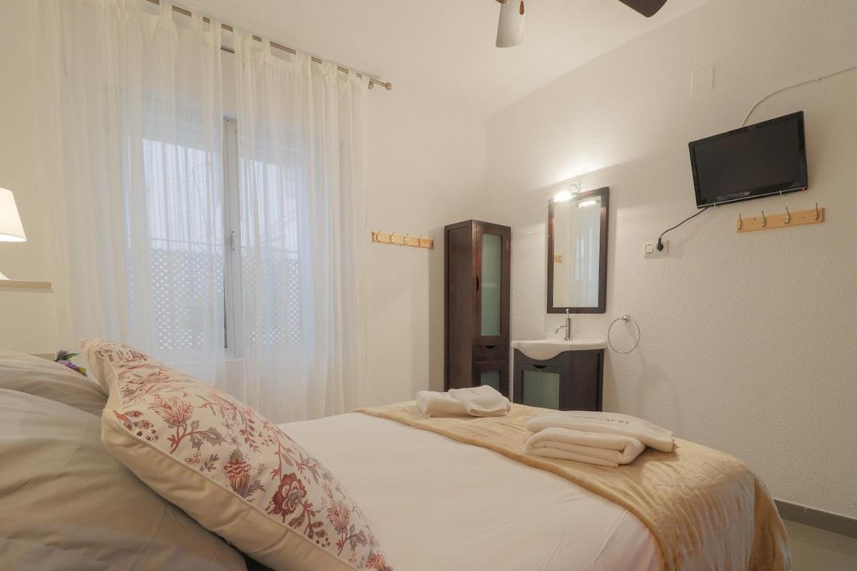 C52 - Seaside 2 Bedrooms By The Center Málaga Eksteriør billede